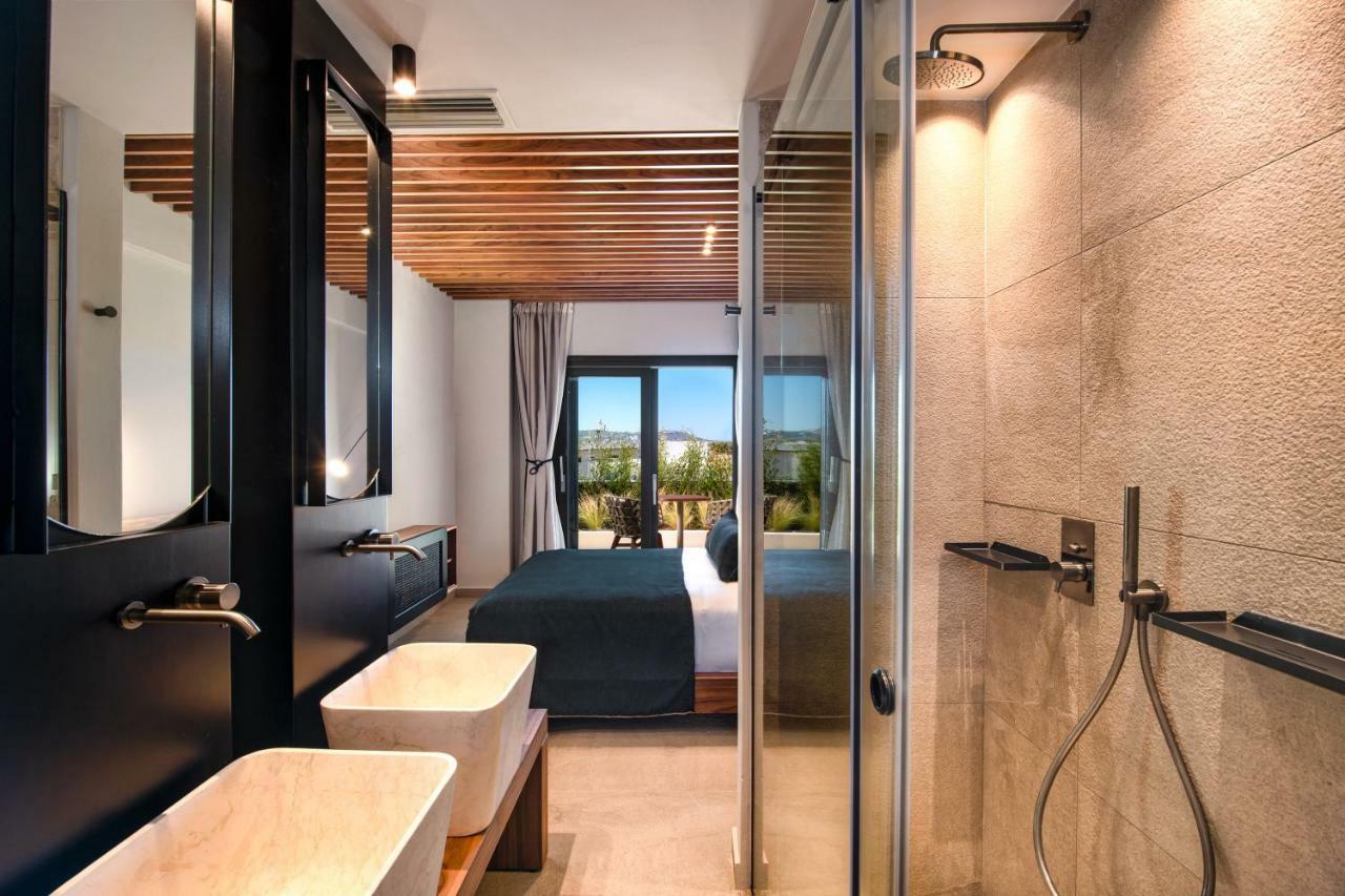 Uma Ray Suites Fira  Exterior foto