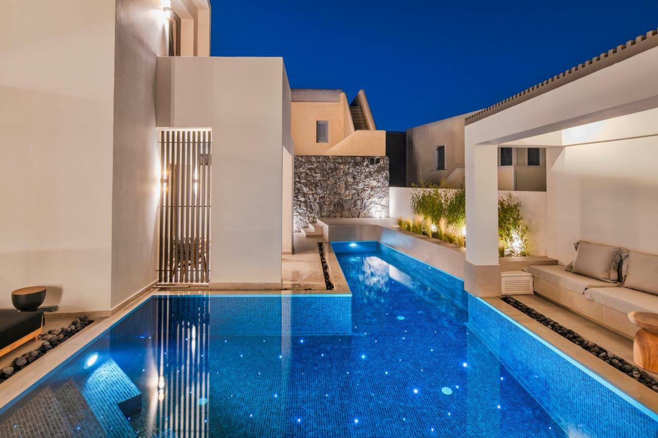 Uma Ray Suites Fira  Exterior foto