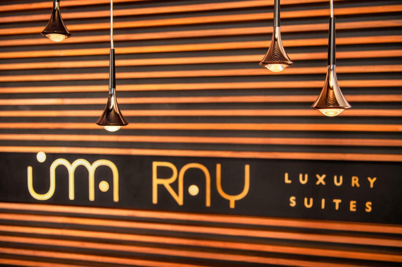 Uma Ray Suites Fira  Exterior foto