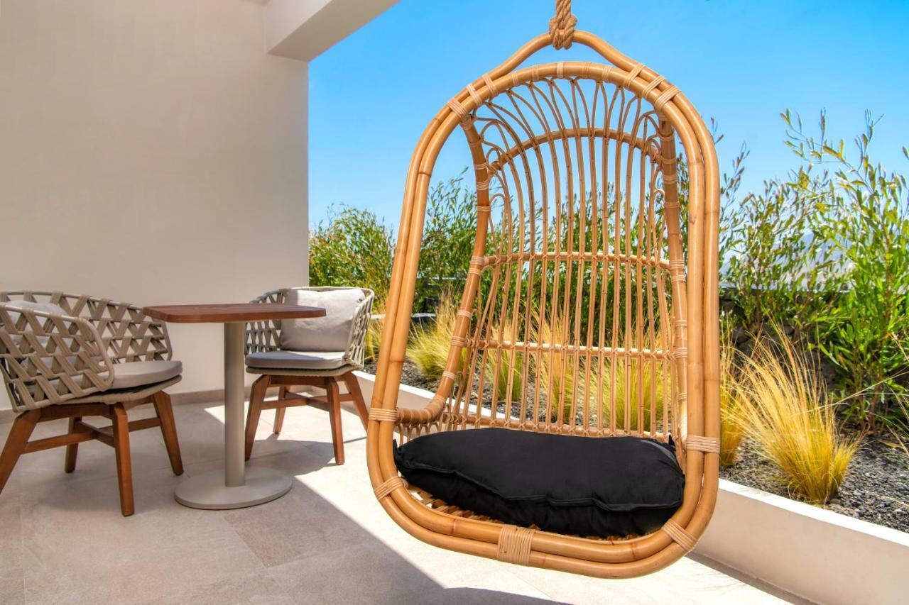Uma Ray Suites Fira  Exterior foto