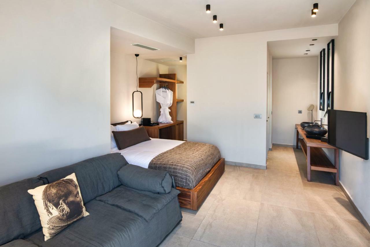 Uma Ray Suites Fira  Exterior foto